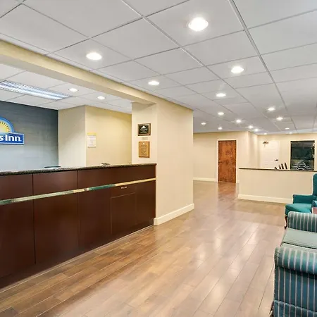 Days Inn - Chapel Hill